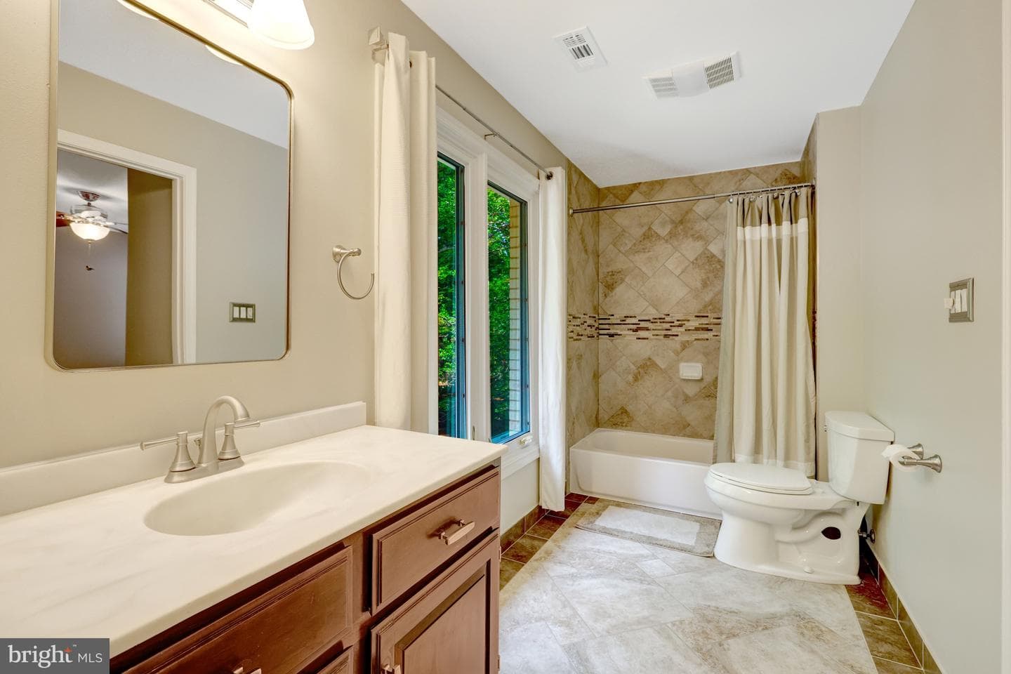 10608 Kilcormac Way photo 43