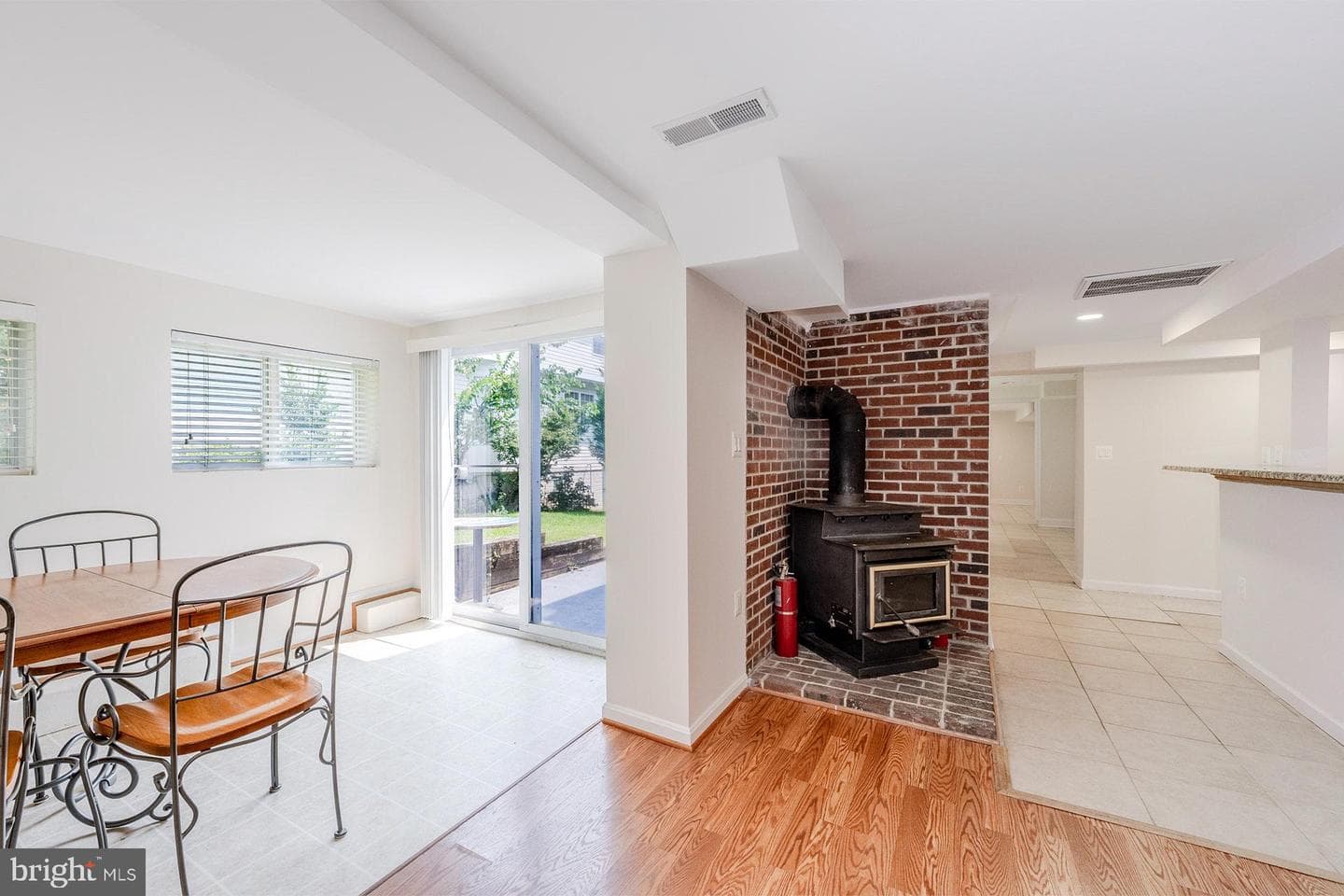 2923 Fairhill Road photo 40