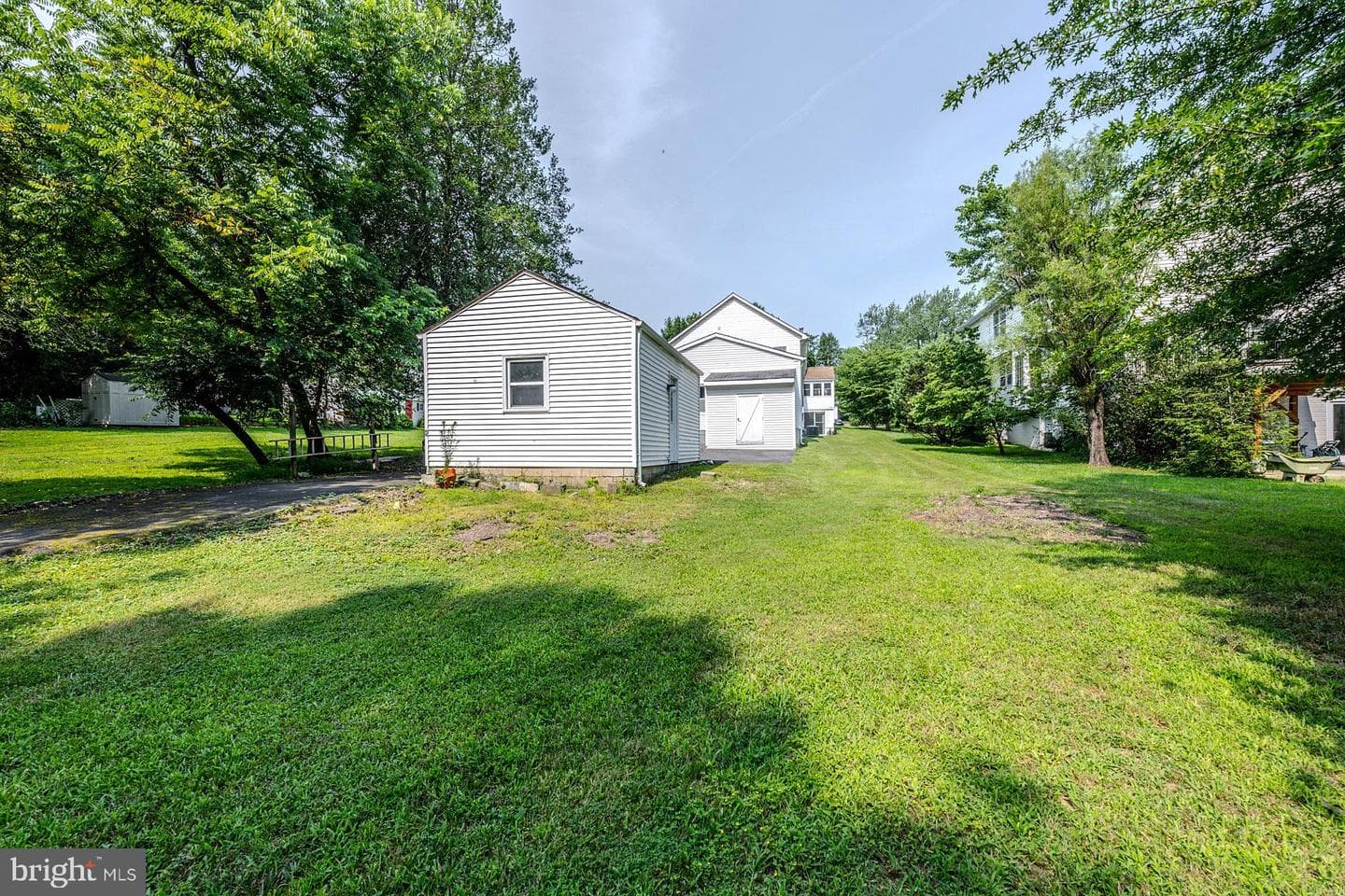 2923 Fairhill Road photo 47