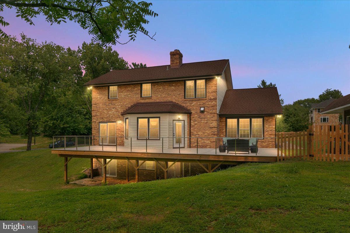 353 Gallop Wood Place photo 109