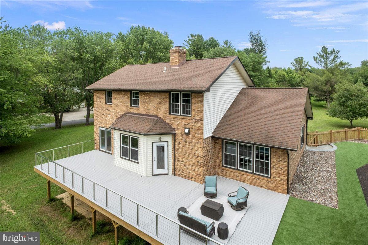 353 Gallop Wood Place photo 114