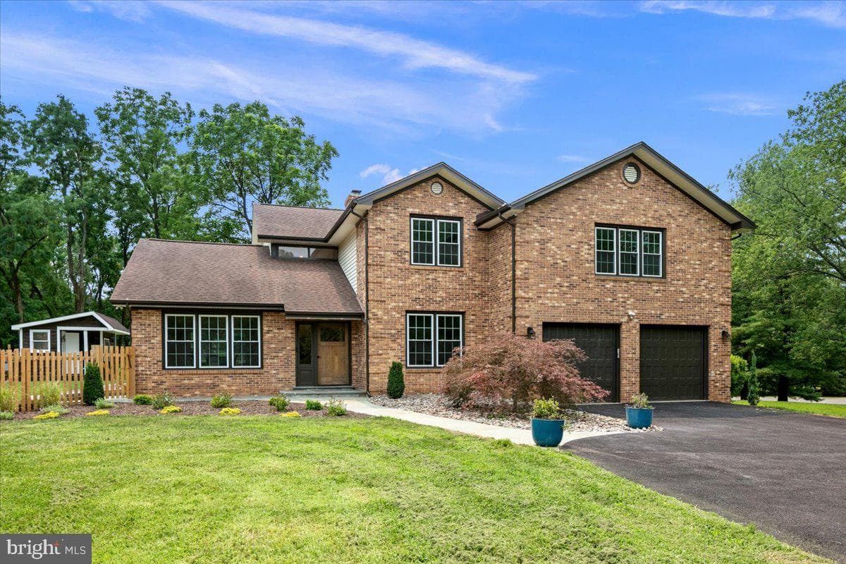 353 Gallop Wood Place photo 7