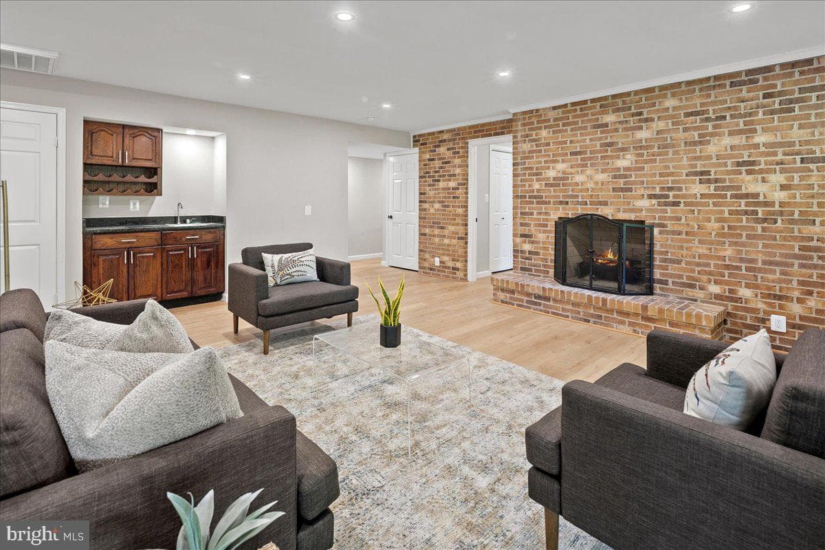 353 Gallop Wood Place photo 81