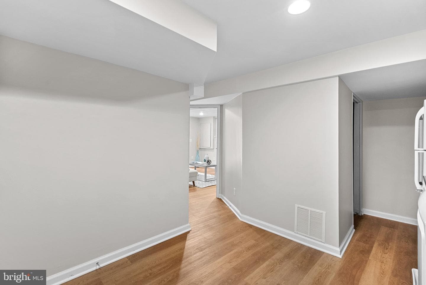 2284 Dosinia Court photo 41
