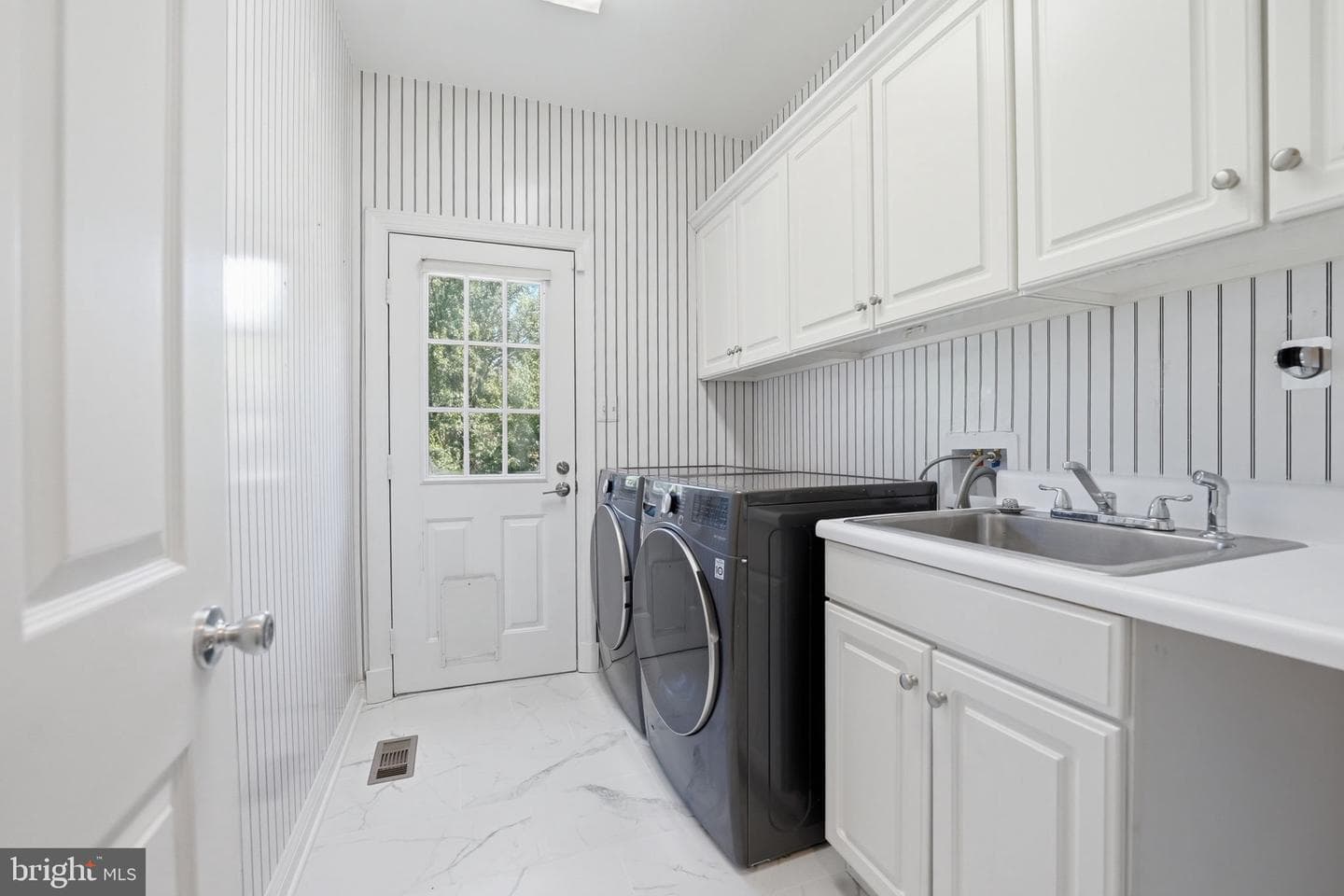 1405 Woodhurst Boulevard photo 30