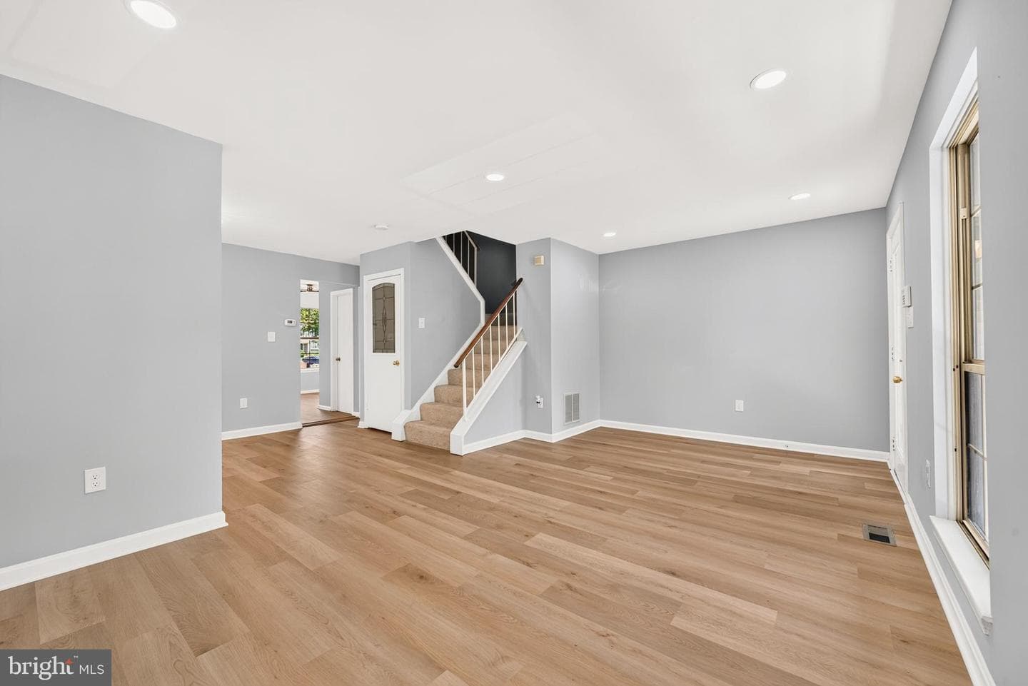6920 Hovingham Court photo 4