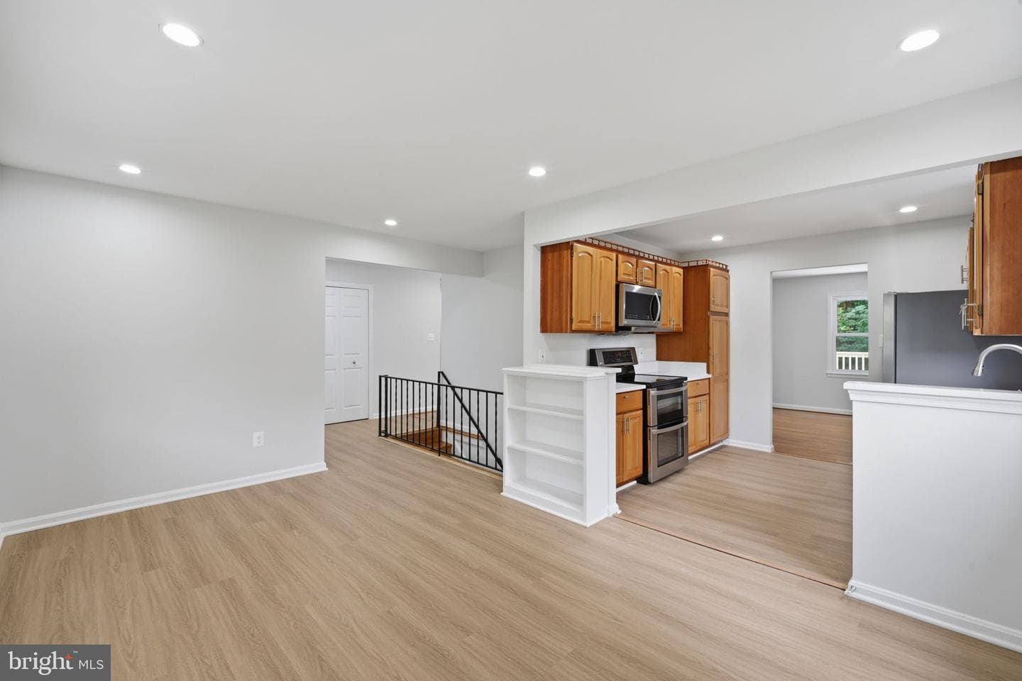 6922 Sydenstricker Road photo 11