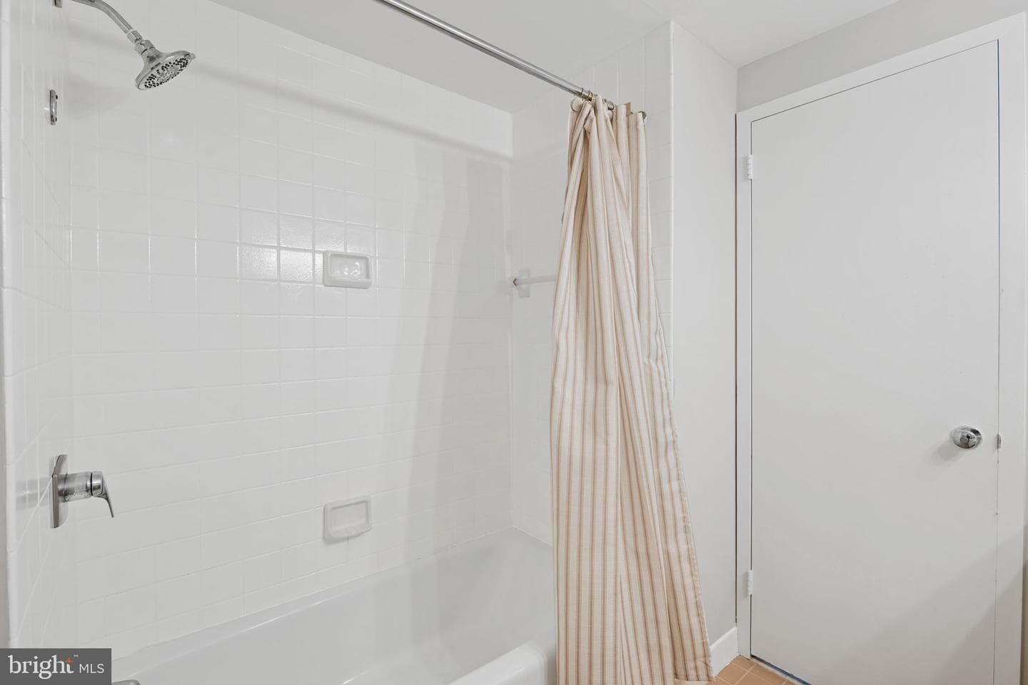 3701 S George Mason Drive #916n photo 24