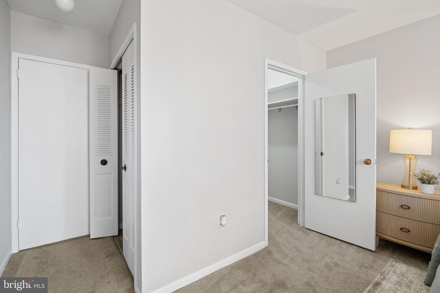 3701 S George Mason Drive #916n photo 30