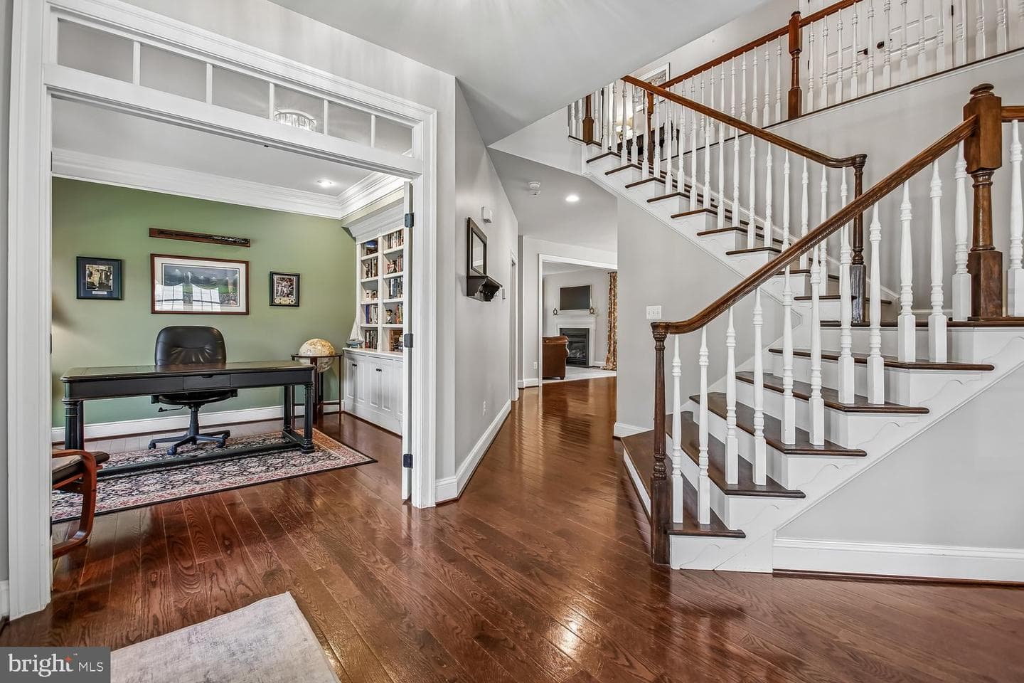 9423 Ferry Landing Court photo 3