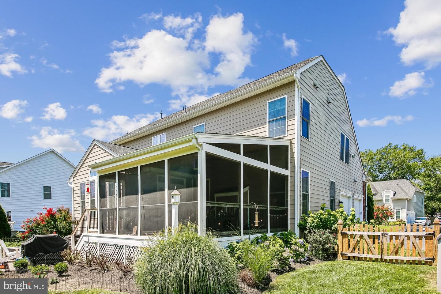 9423 Ferry Landing Court photo 33