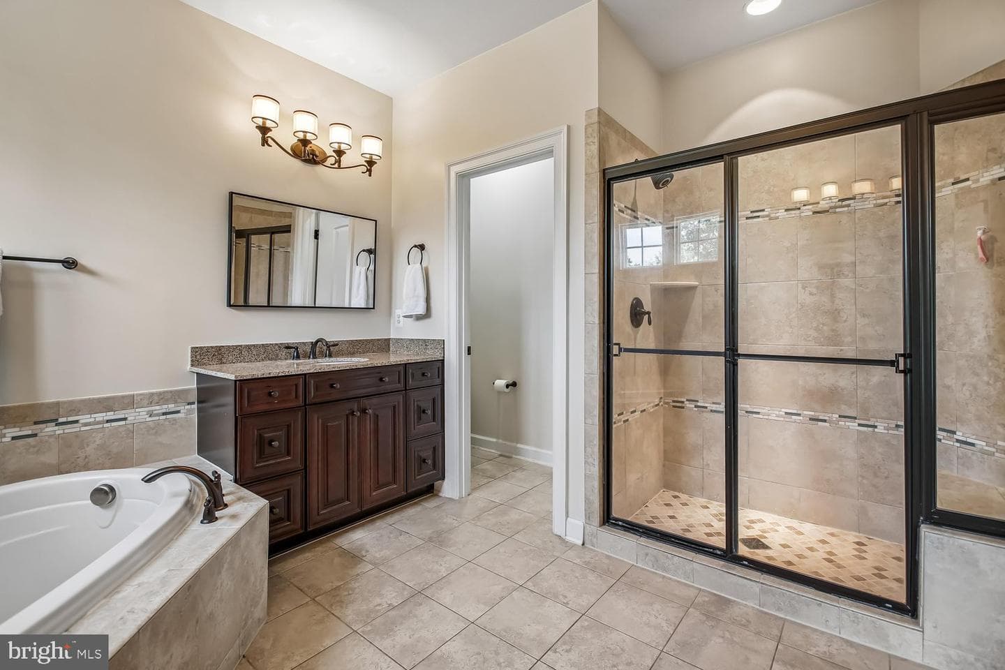 9423 Ferry Landing Court photo 41