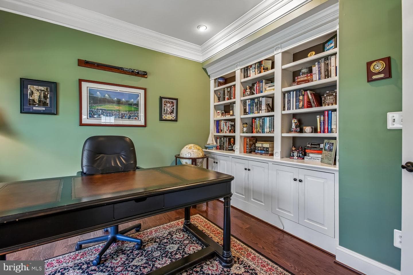 9423 Ferry Landing Court photo 6