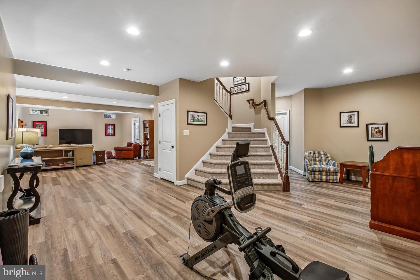 9423 Ferry Landing Court photo 64
