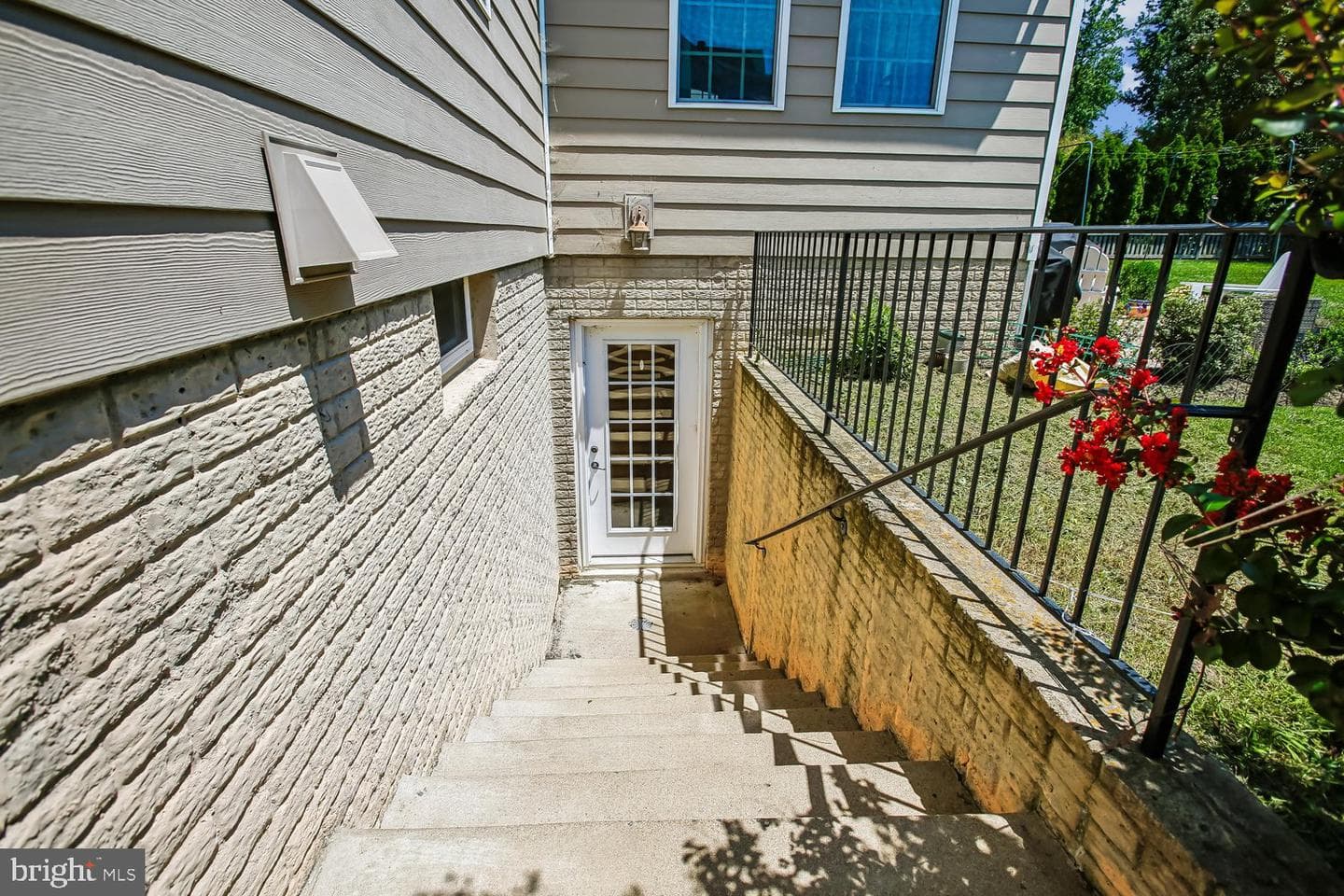9423 Ferry Landing Court photo 74