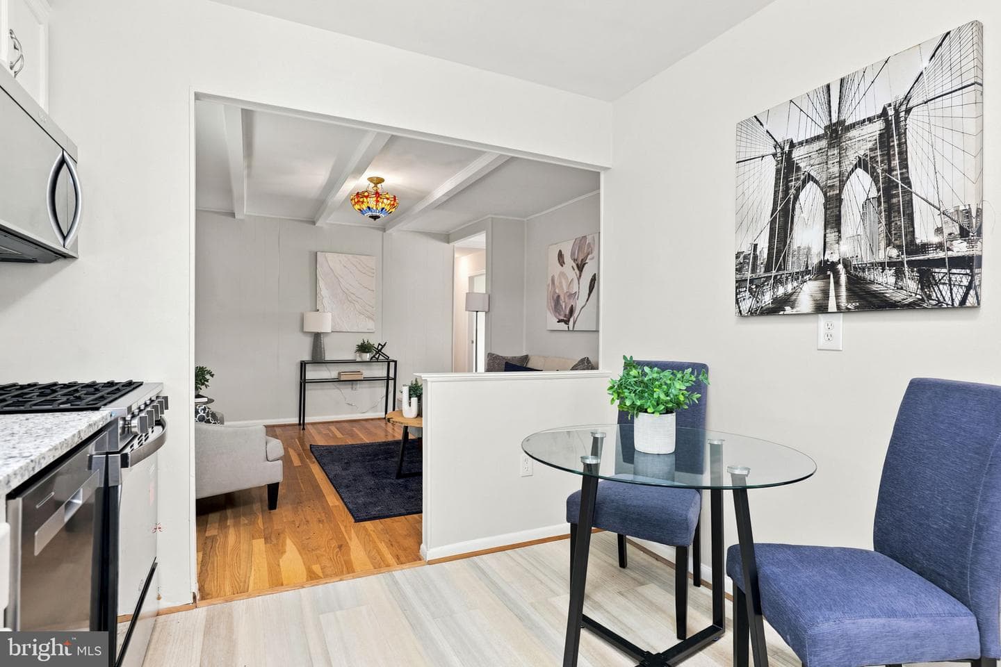 14833 Cranoke Street photo 17