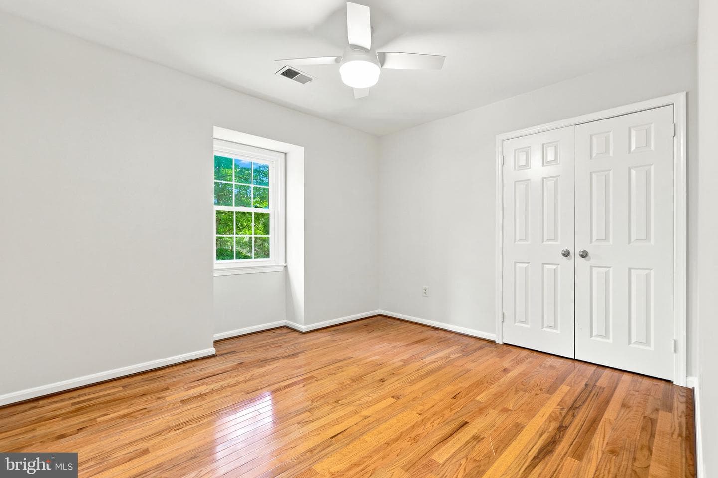 9811 Vertain Court photo 36