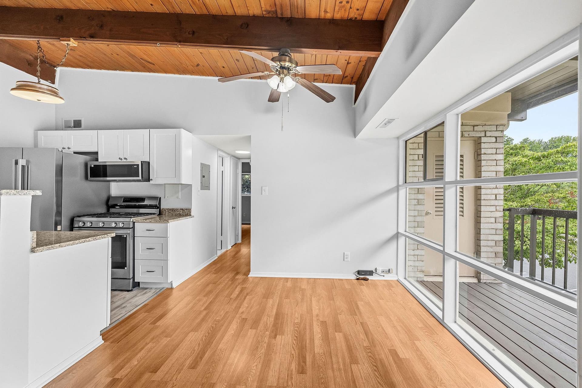 4961 Americana Drive #208 photo 8