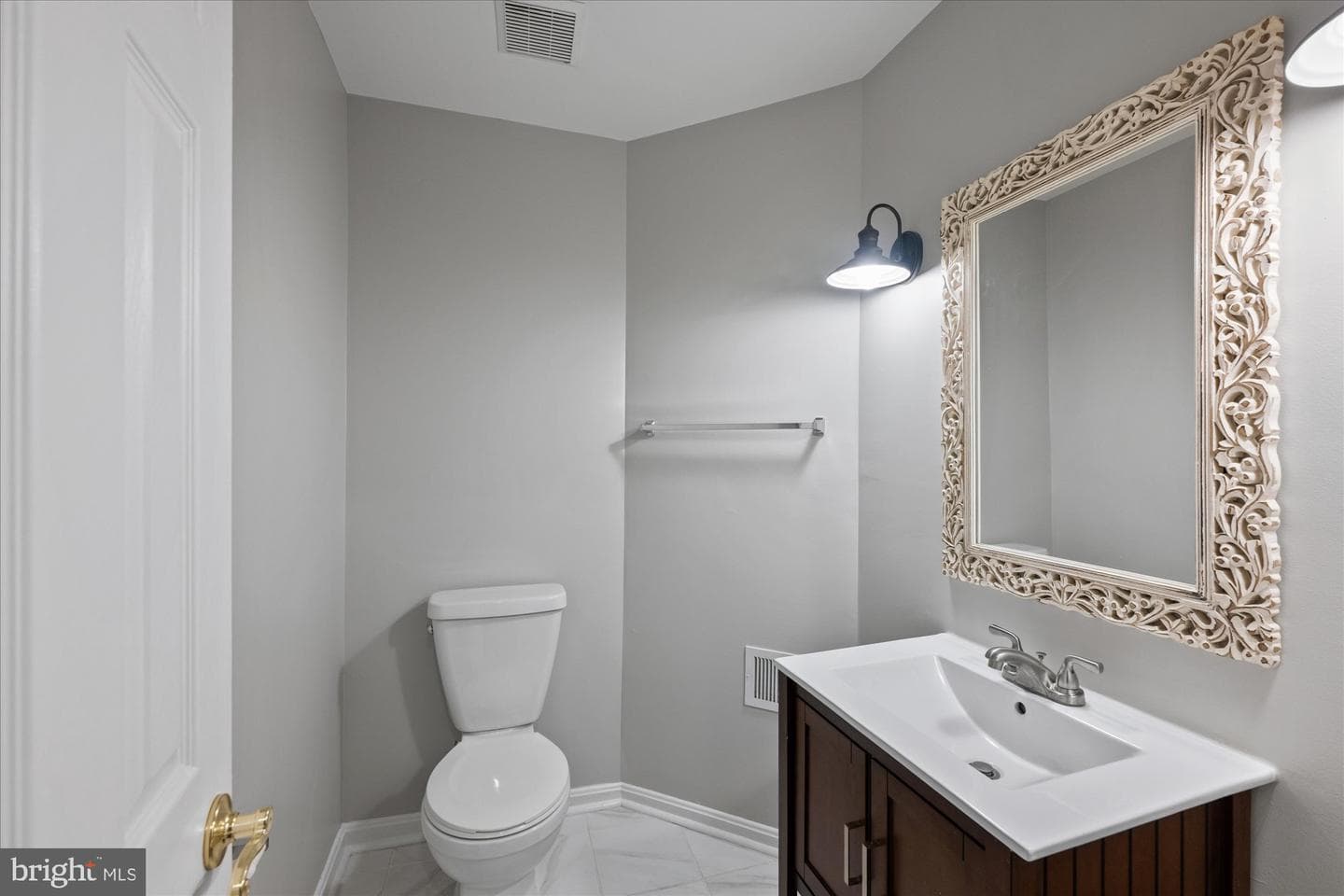 5642 Governors Pond Circle photo 7