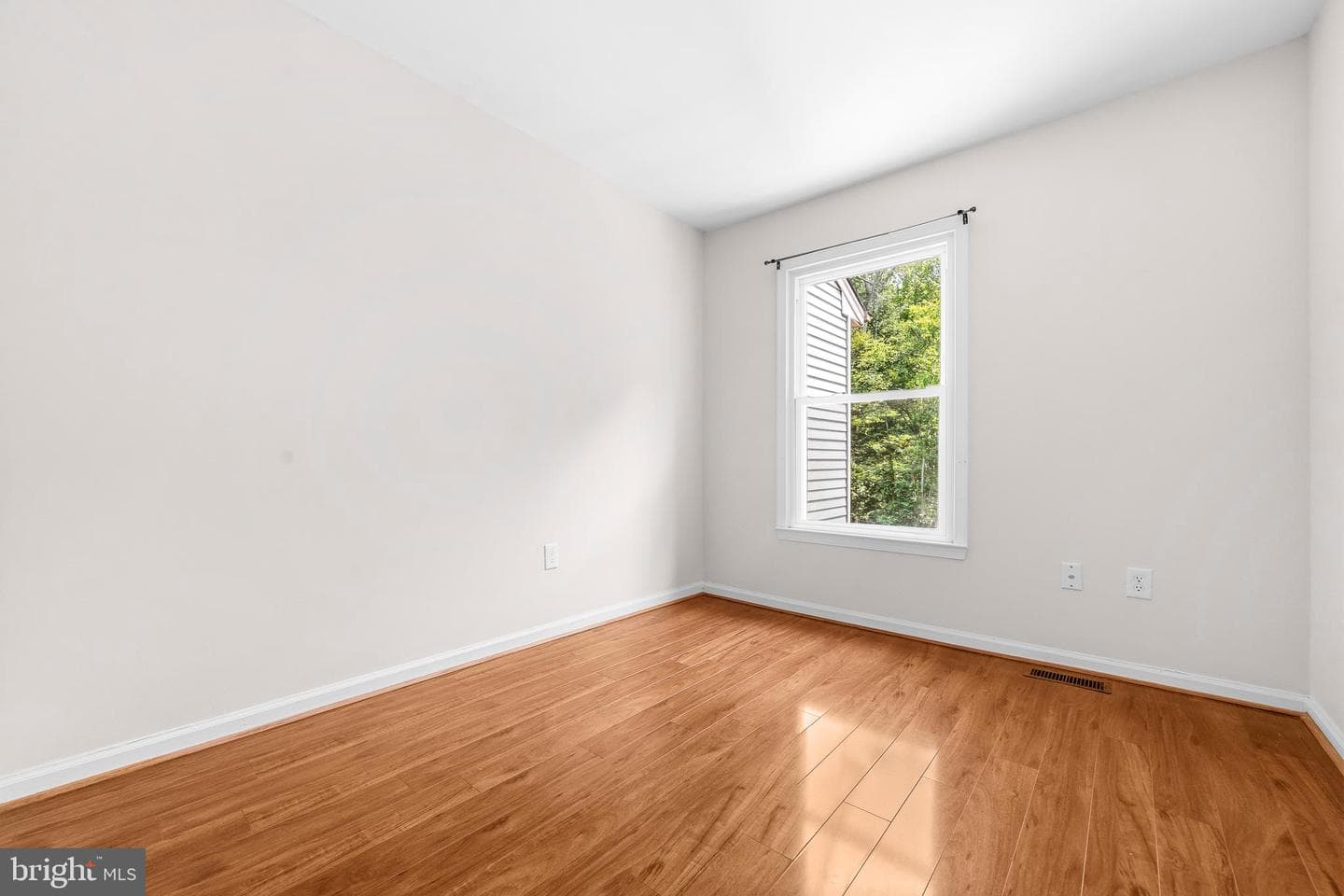 6279 Kerrydale Drive photo 25