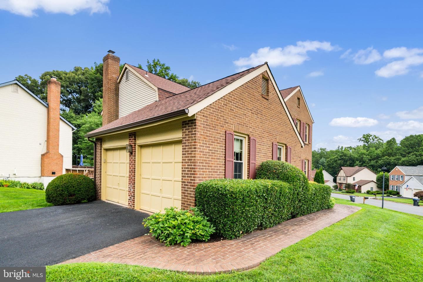 6011 Burnside Landing Drive photo 35