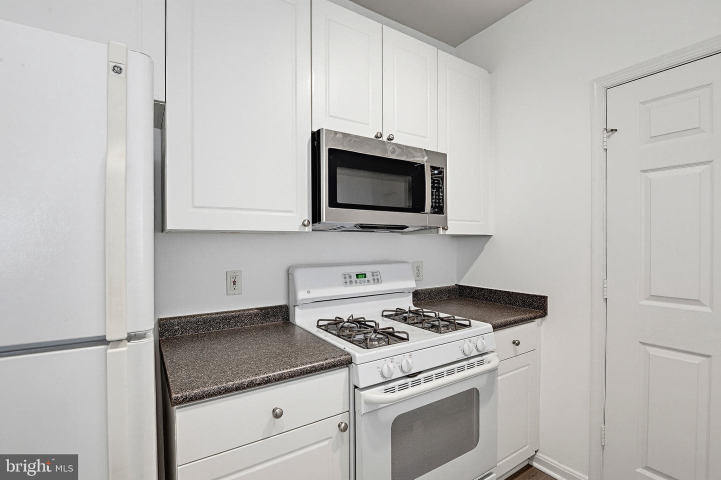 2791 Centerboro Drive #188 photo 8