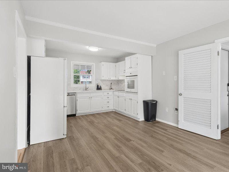 4133 Point Hollow Lane photo 11