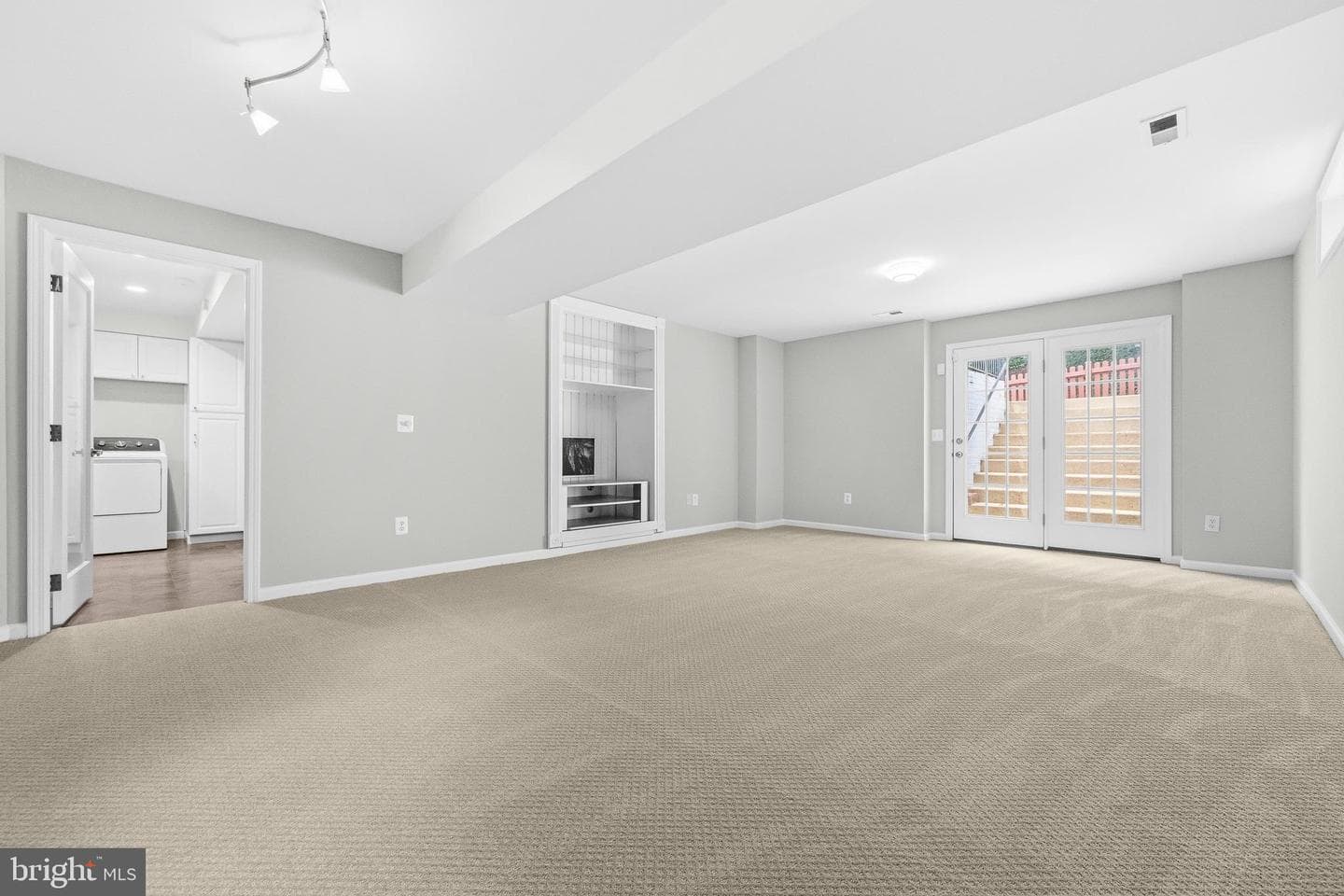 7630 Buckland Place photo 34