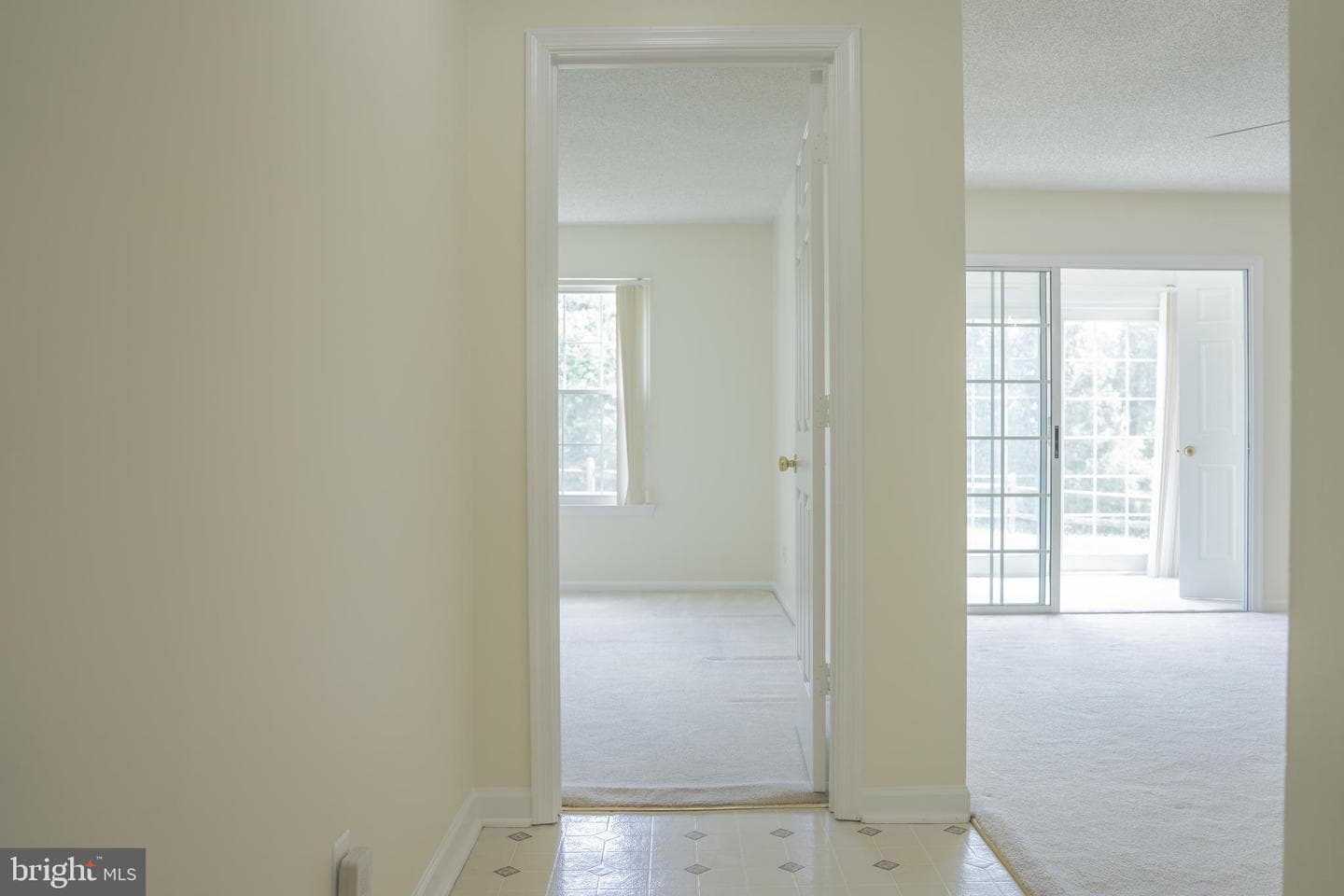12102 Green Leaf Court #102 photo 15