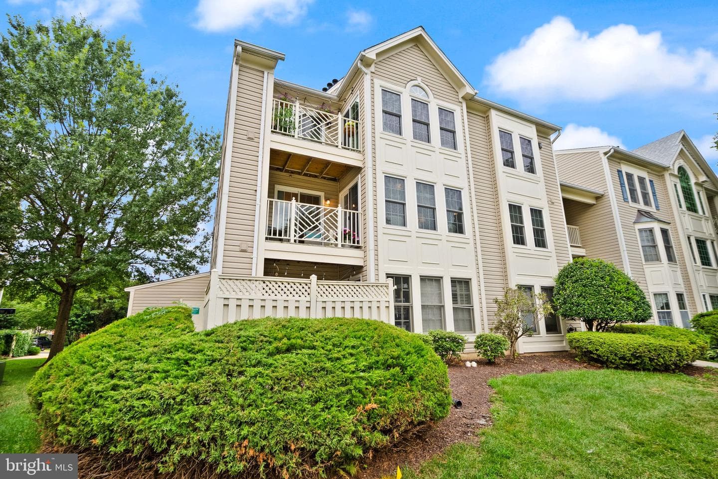 12205 Fairfield House Drive #604b photo 36