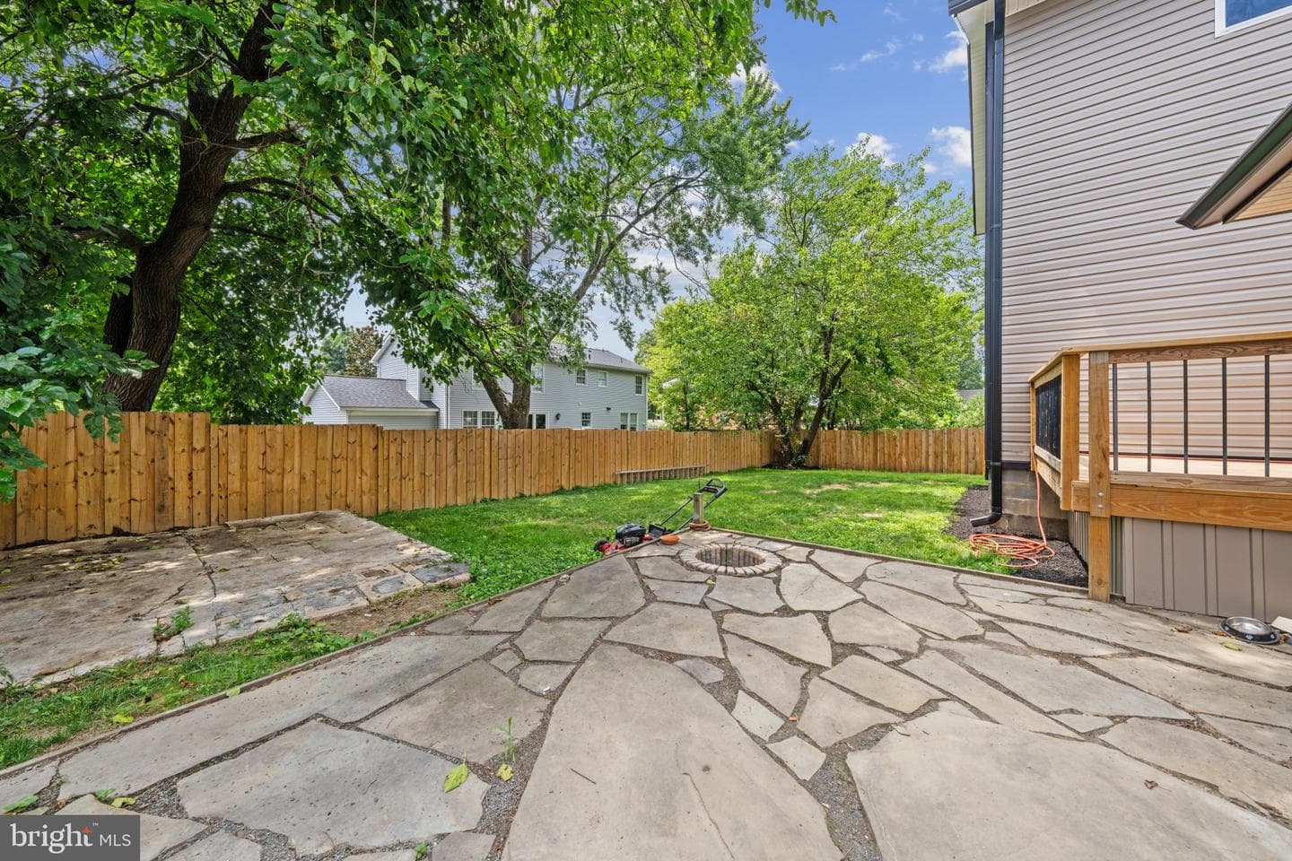 6467 Third Street photo 37