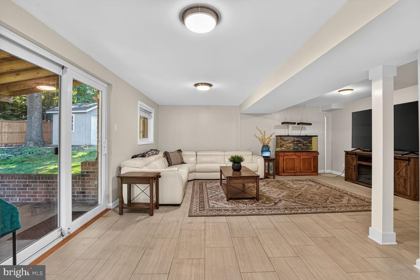 5010 Gainsborough Drive photo 18