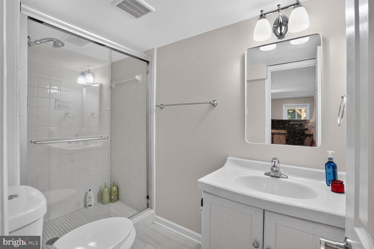 5010 Gainsborough Drive photo 19