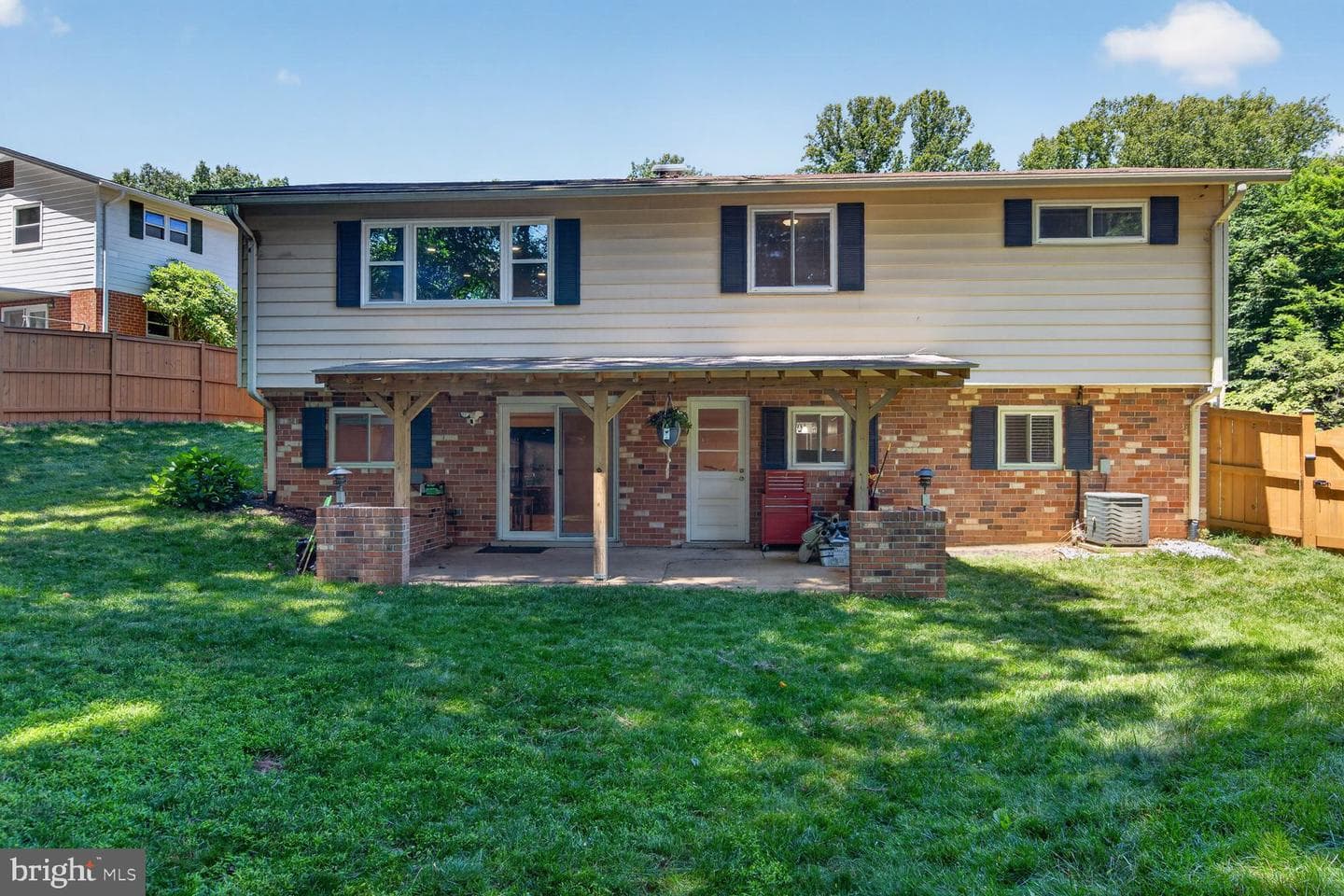 5010 Gainsborough Drive photo 23