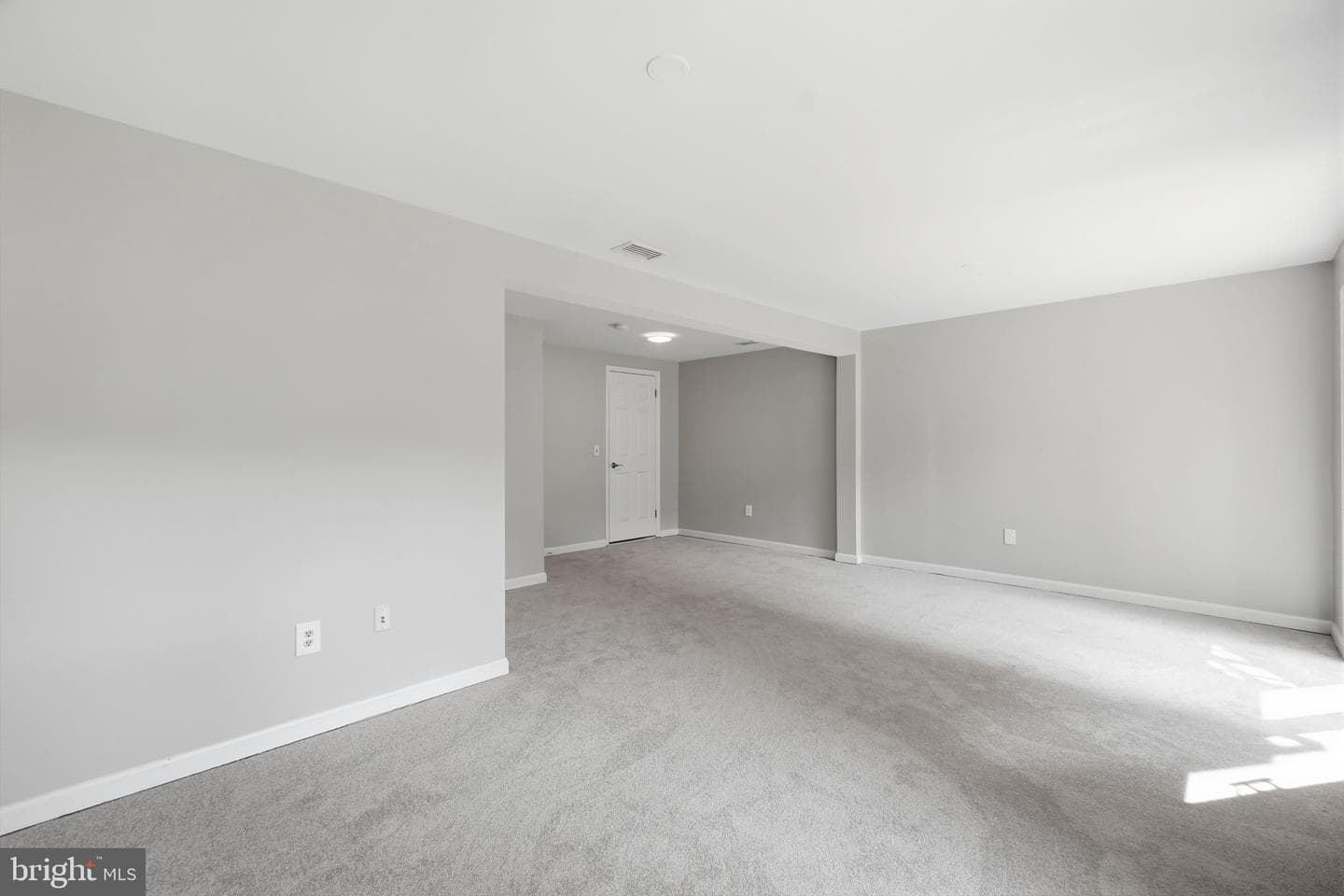 6027 Rockton Court photo 28