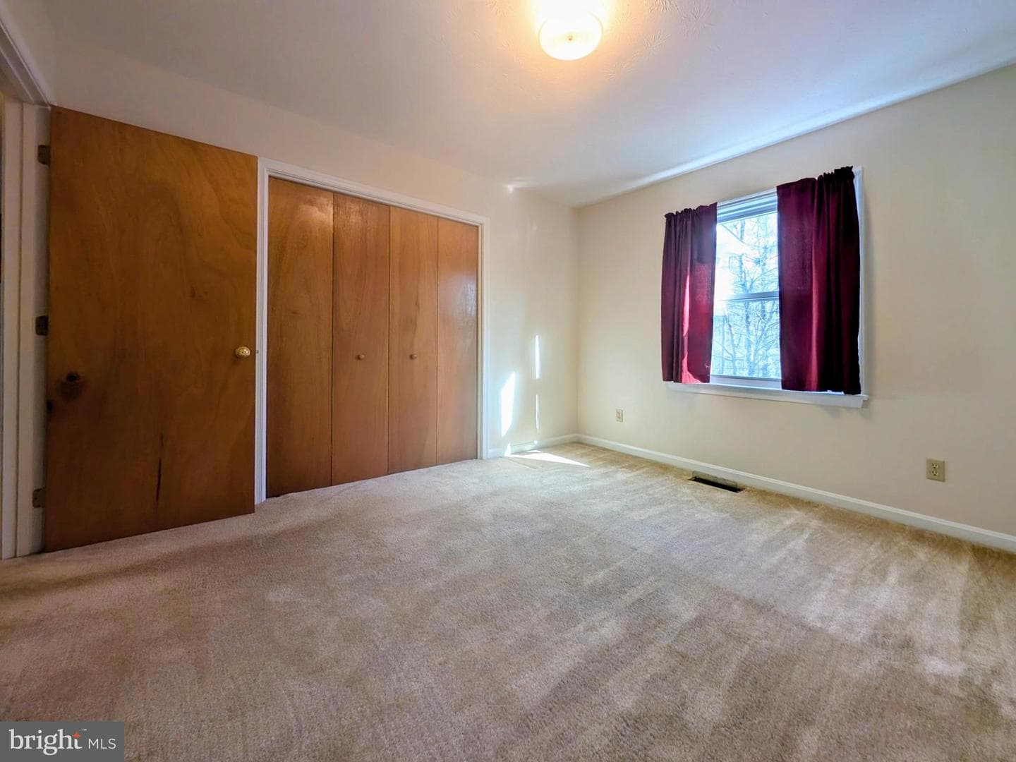 271 Rambling Road photo 15