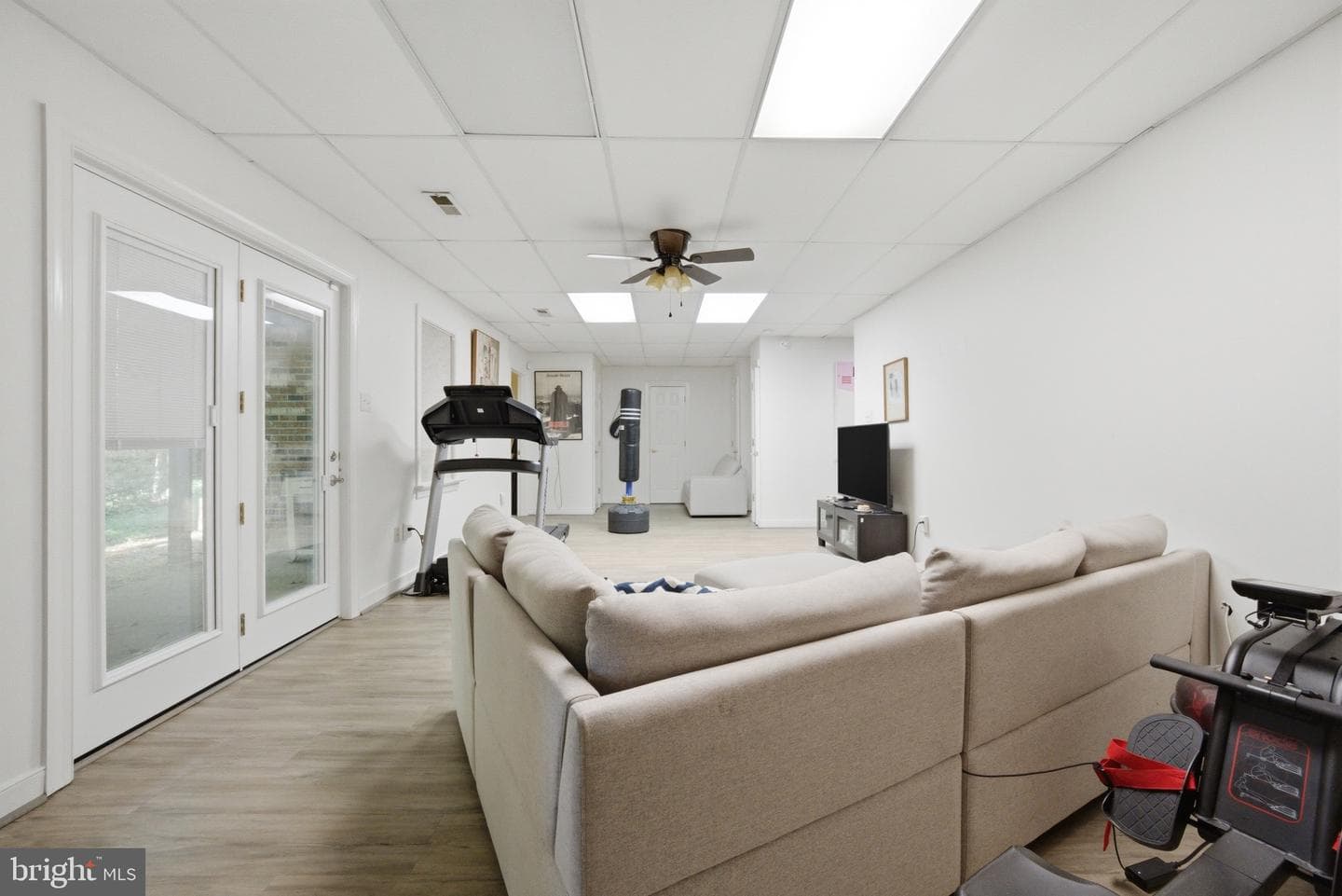 8267 Hanover Grove Boulevard photo 17