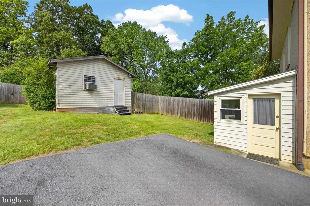 29 Port Republic Road photo 38