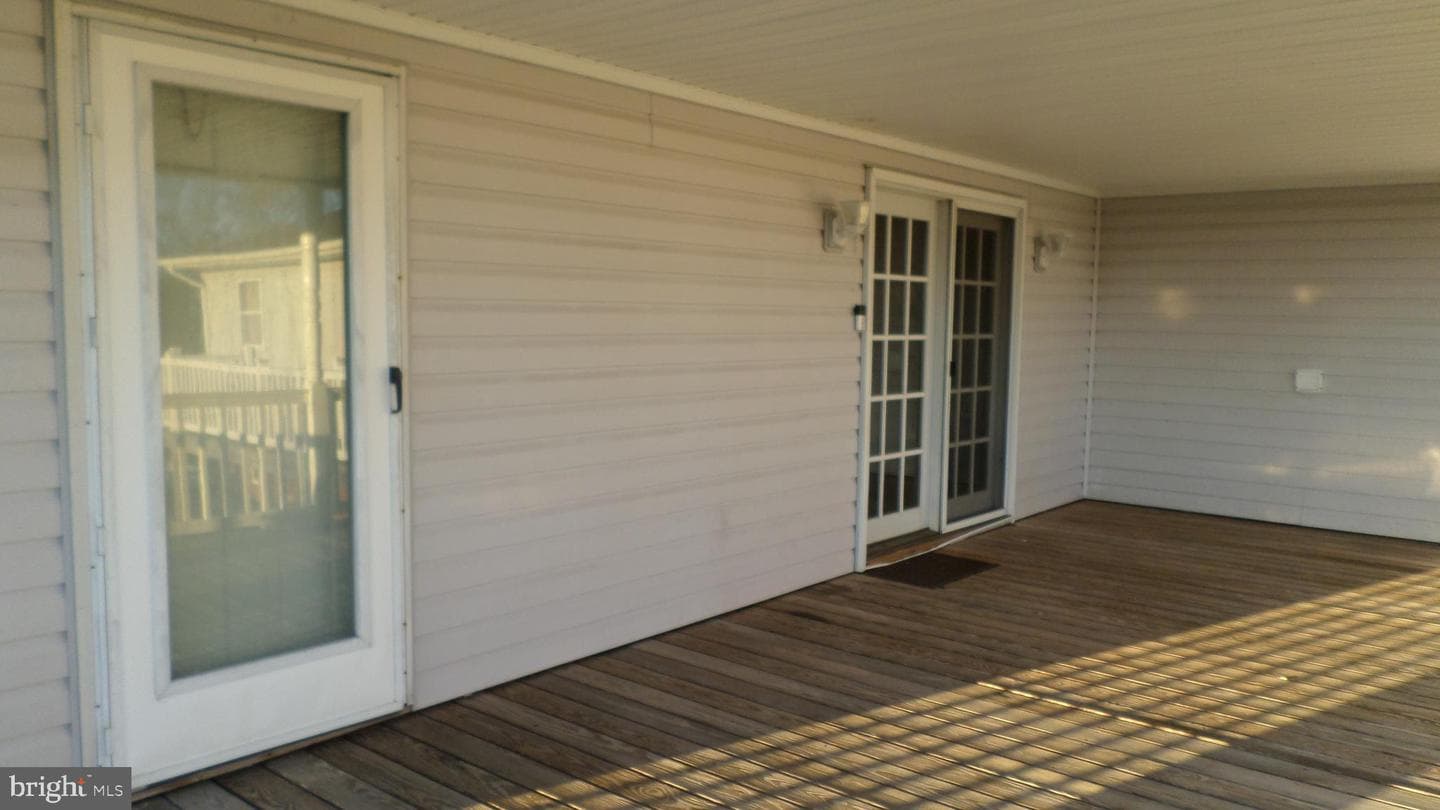 15558 Kings Highway photo 30