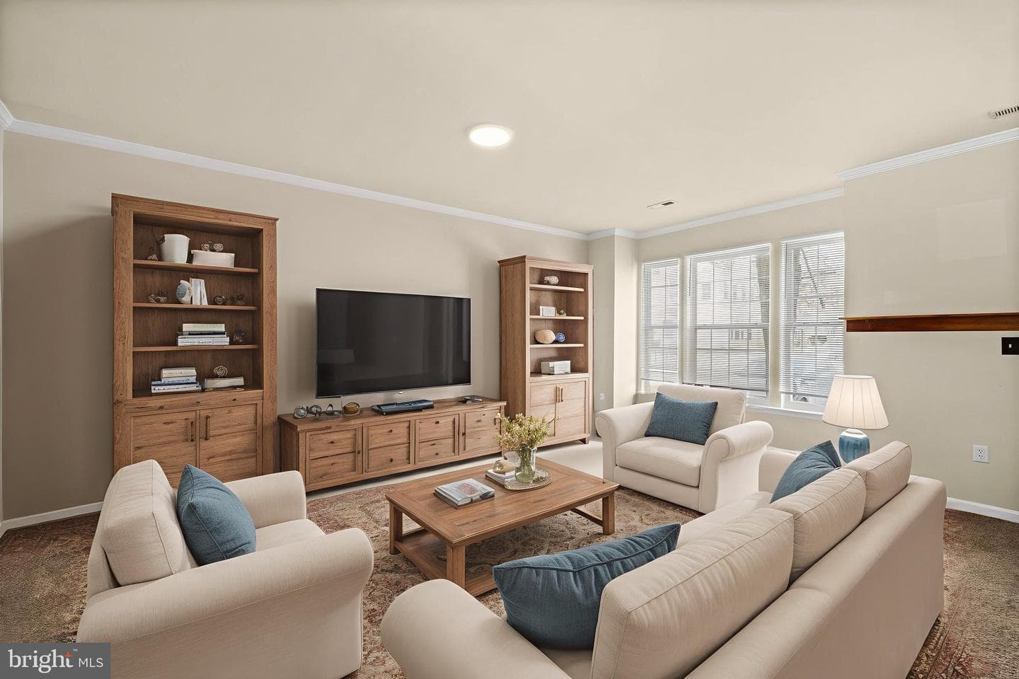 5177 Mallards Landing Drive photo 2