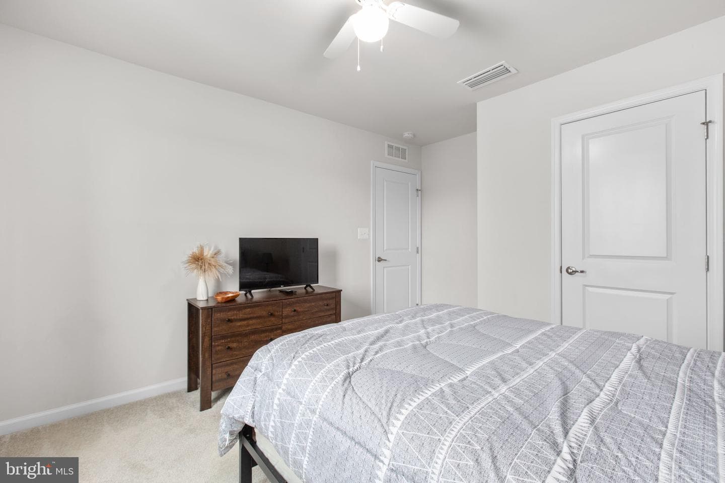 6427 Hawkeye Drive photo 25