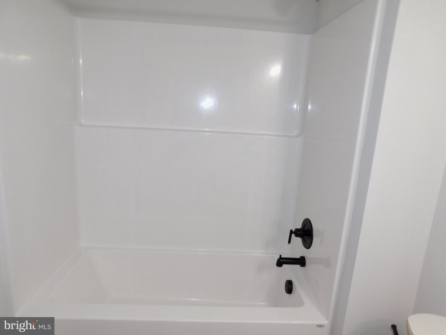 11190 Round Hill Estate Drive photo 19