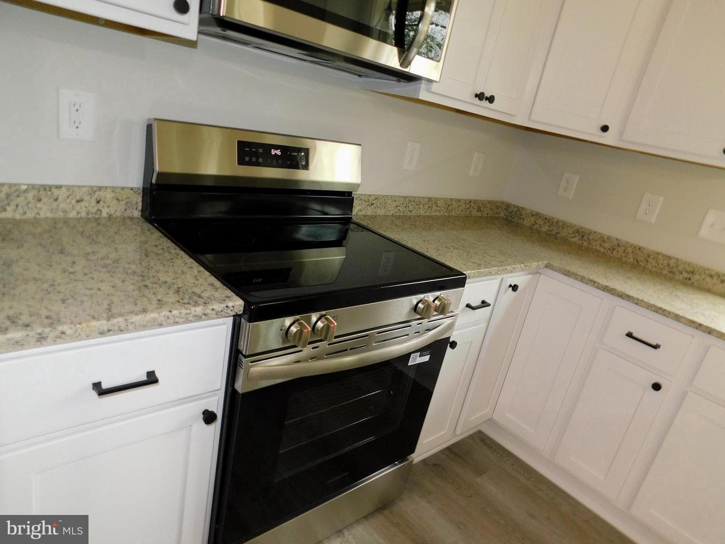 11190 Round Hill Estate Drive photo 30