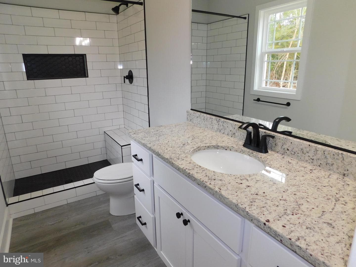 11190 Round Hill Estate Drive photo 9