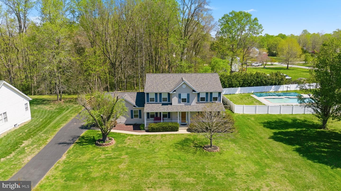 6826 Anderson Court photo 4