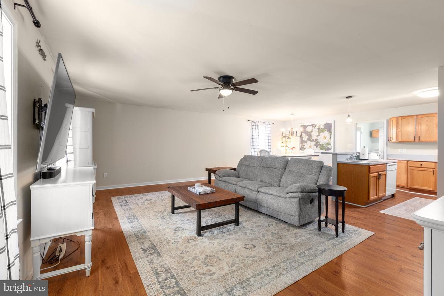 16283 Round Hill Road photo 12