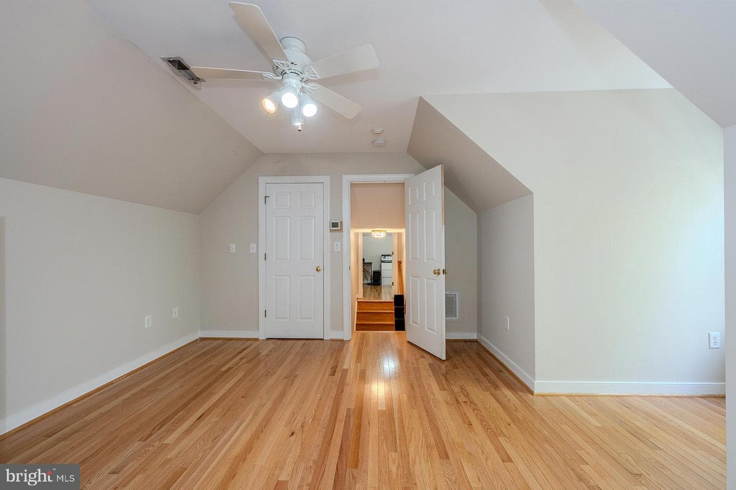18224 Green Boulevard photo 40