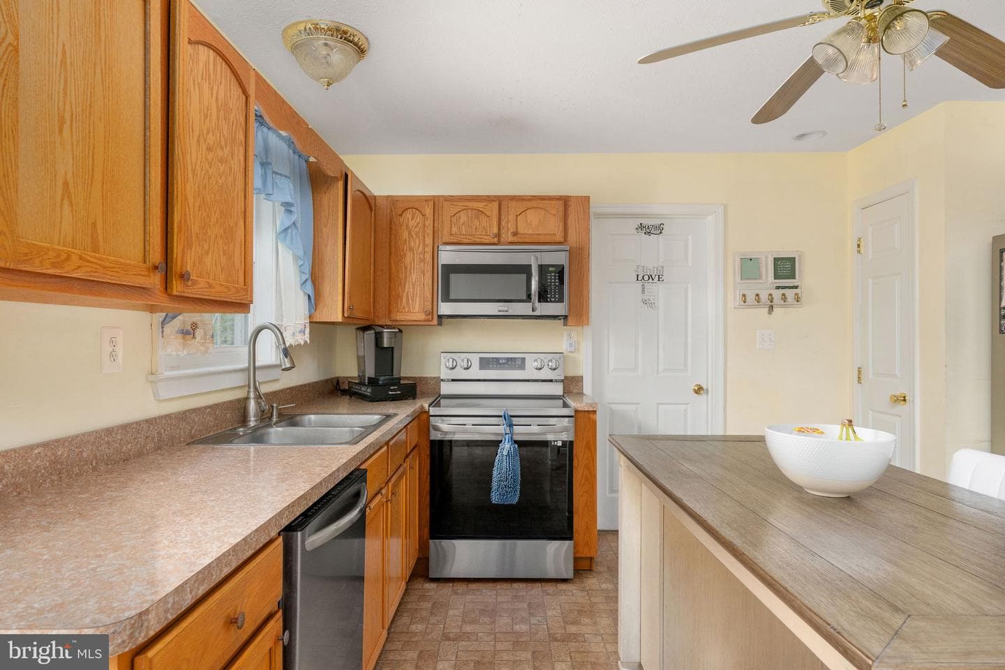8606 Stevenson Drive photo 57