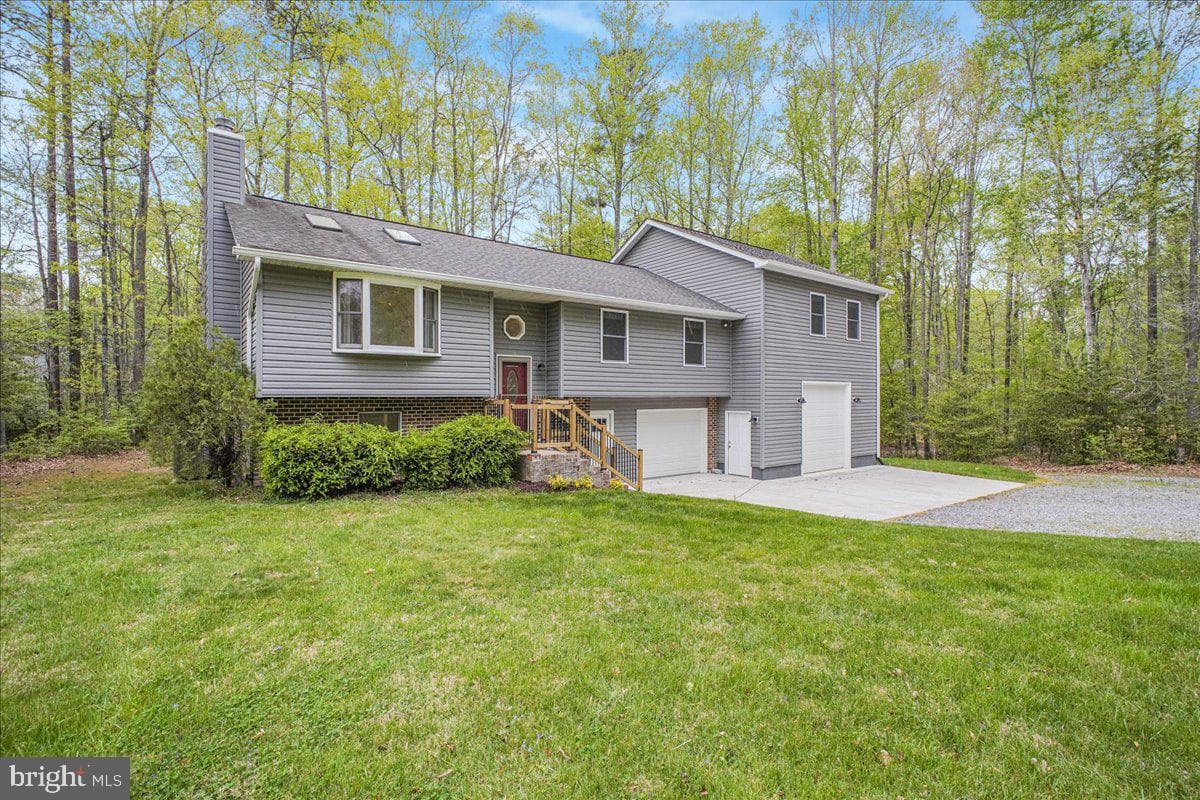 10464 Eisenhower Drive photo 50