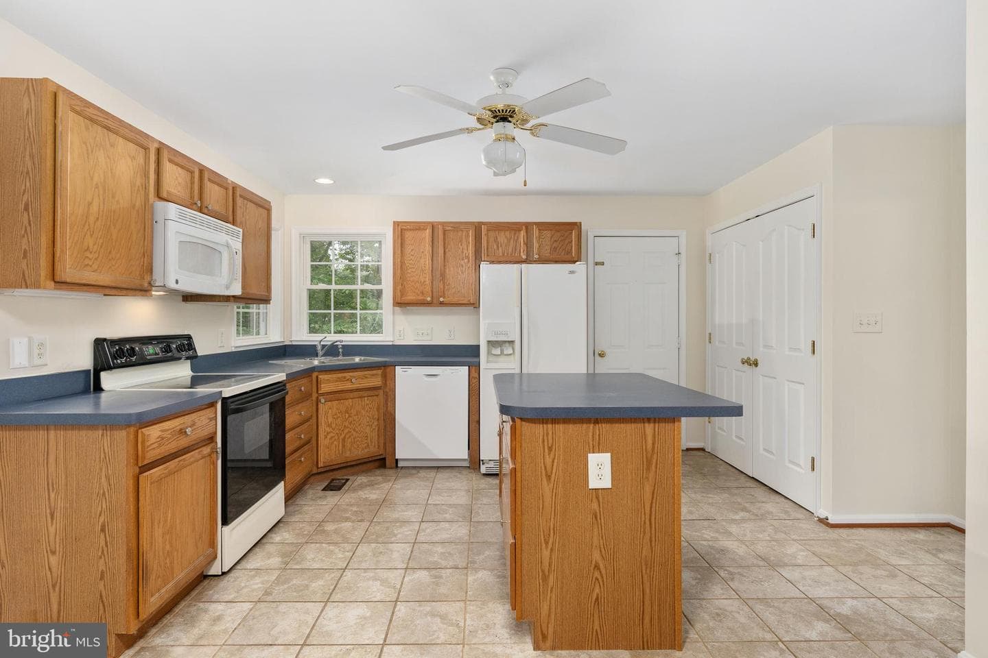 6987 Aidan Way photo 25